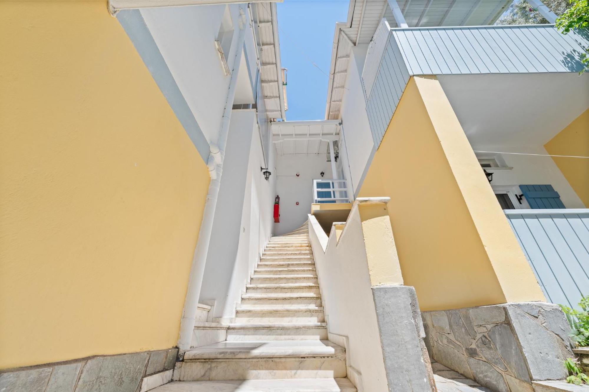 Hotel Selini Áyios Nikítas Esterno foto